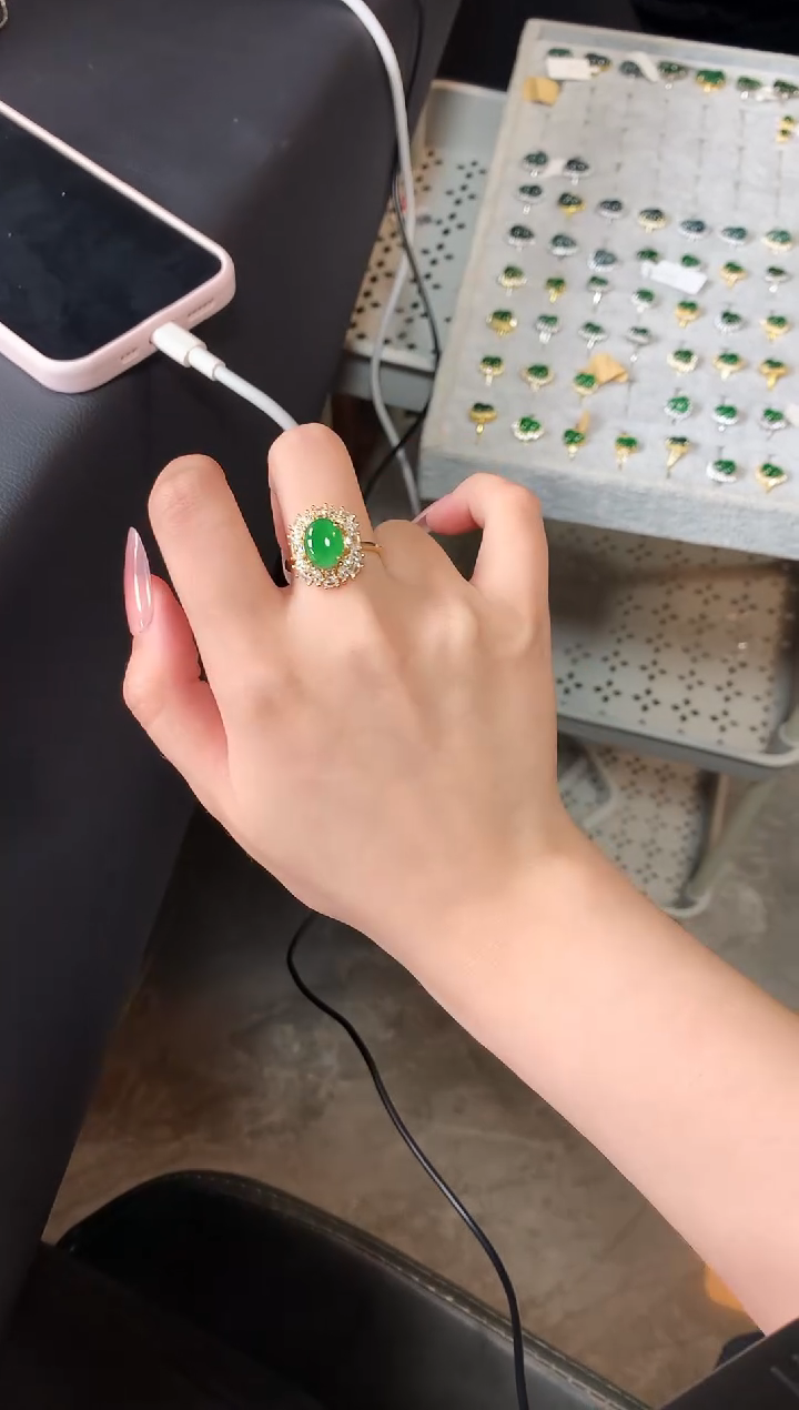 【闪购商品】翡翠戒指银S925镶嵌521414