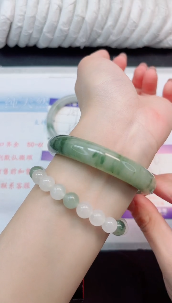 【闪购商品】石英质玉手镯未镶嵌290#56.1