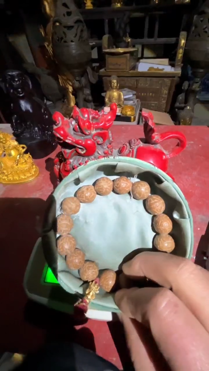 【闪购商品】滴血莲花菩提吊坠1