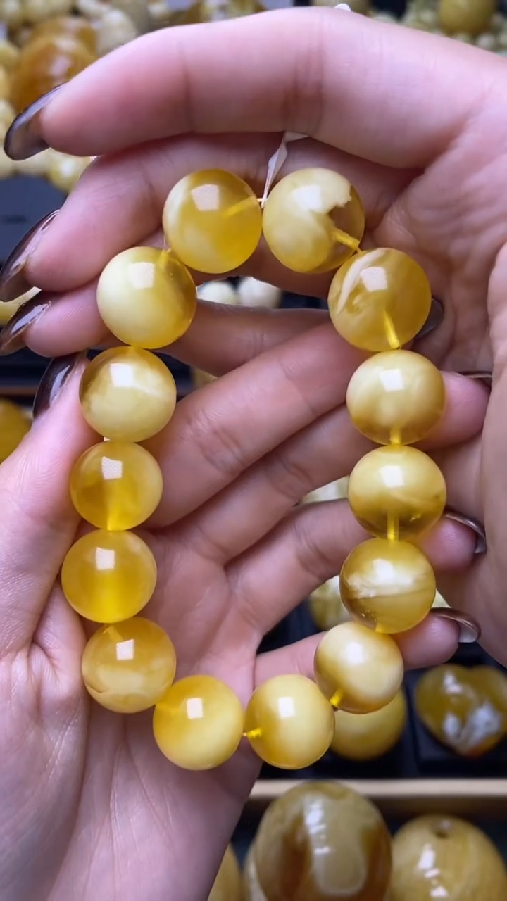 【闪购商品】琥珀裸石未镶嵌蜜蜡.91
