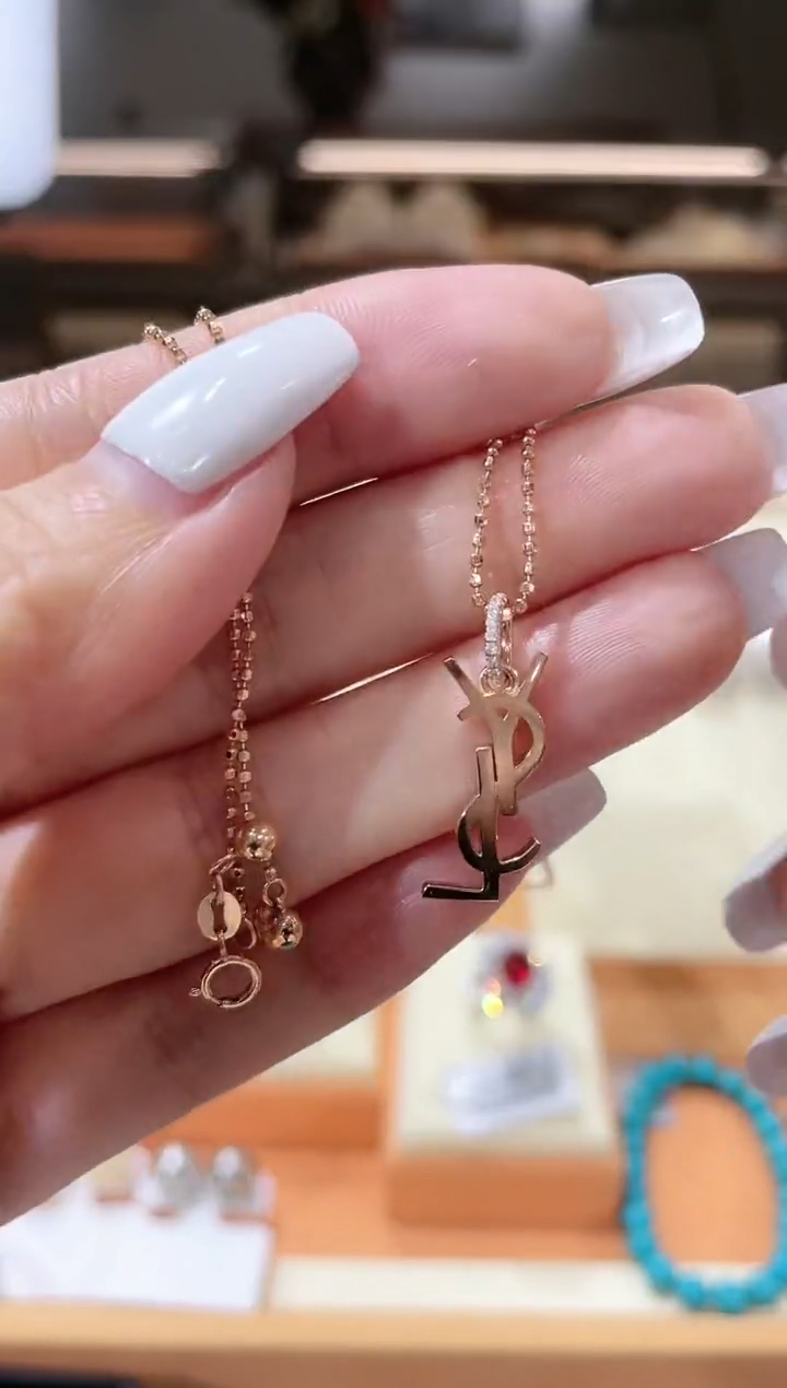 【闪购商品】钻石颈饰18K金镶嵌项链