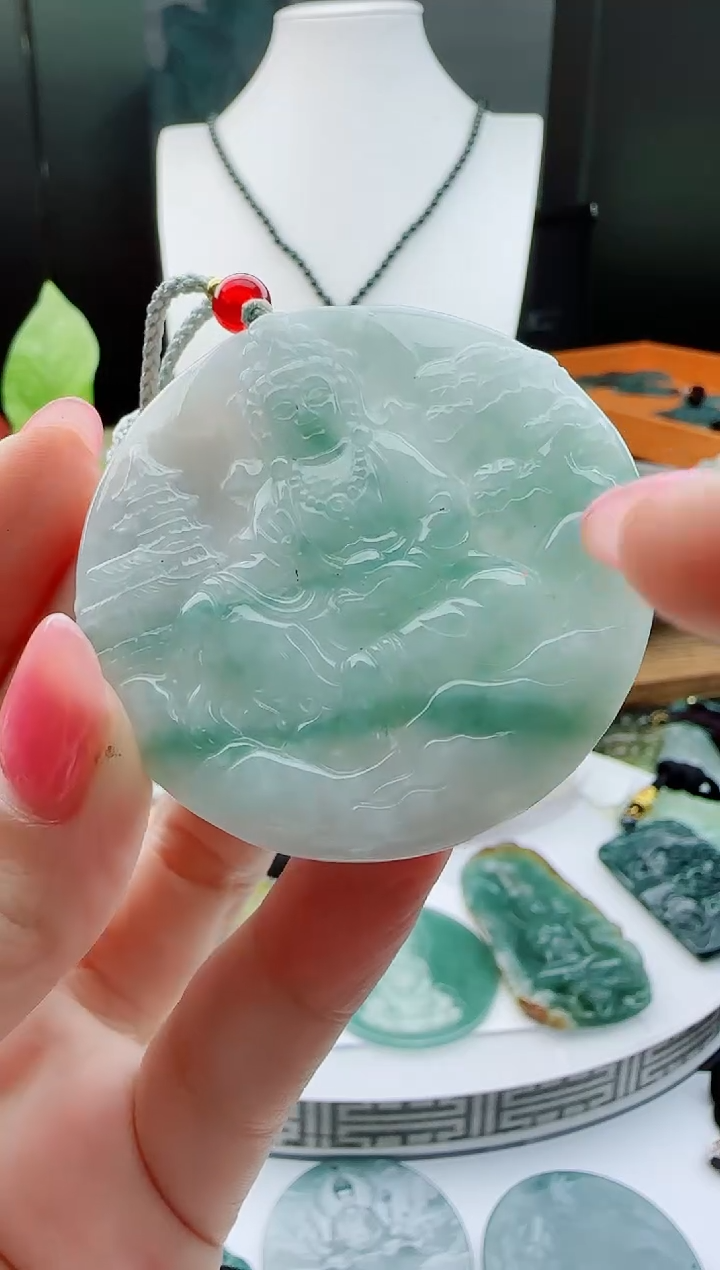 【闪购商品】翡翠颈饰未镶嵌11111111