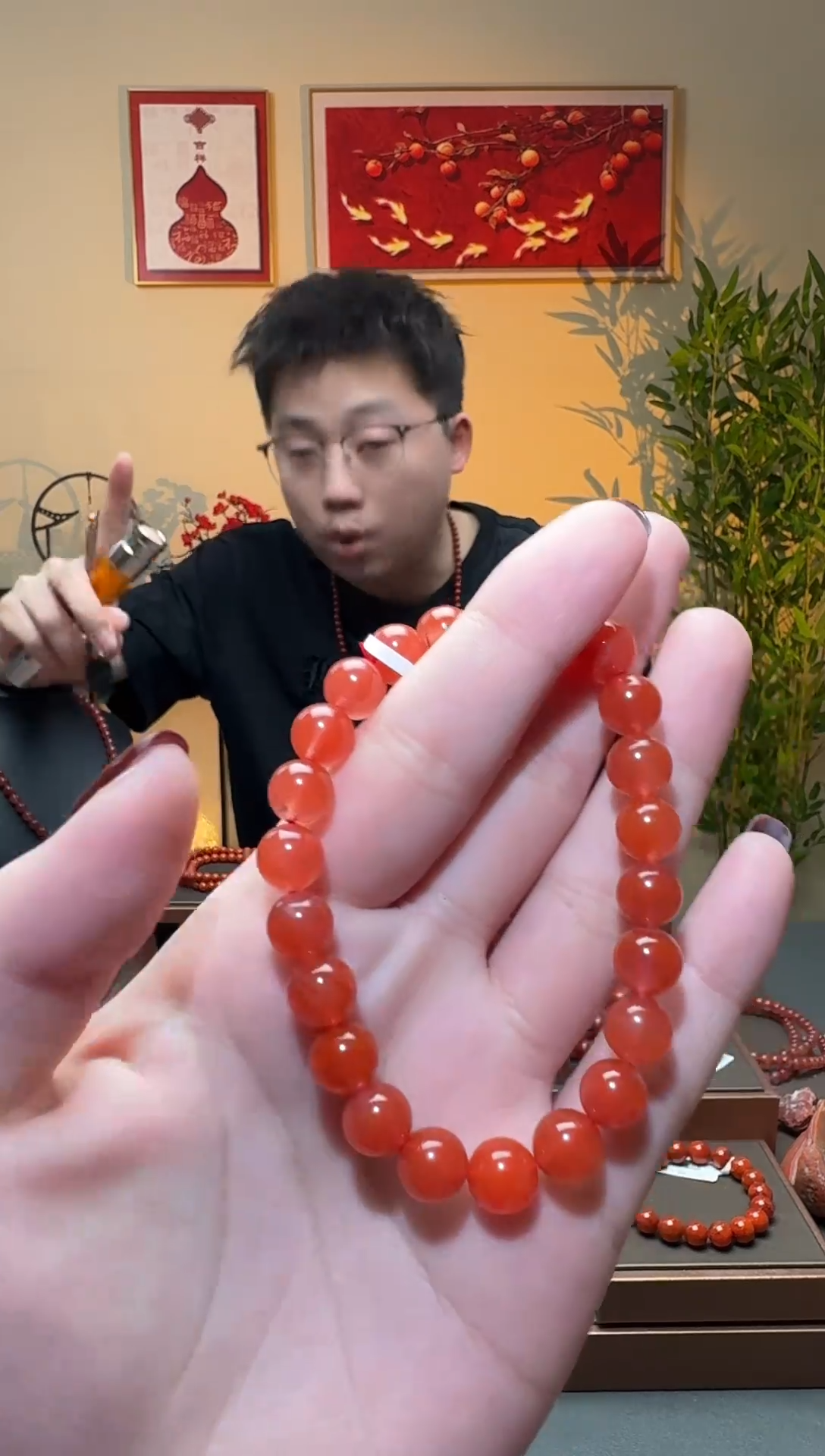【闪购商品】南红玛瑙手串未镶嵌一条约8mm 多样性发货