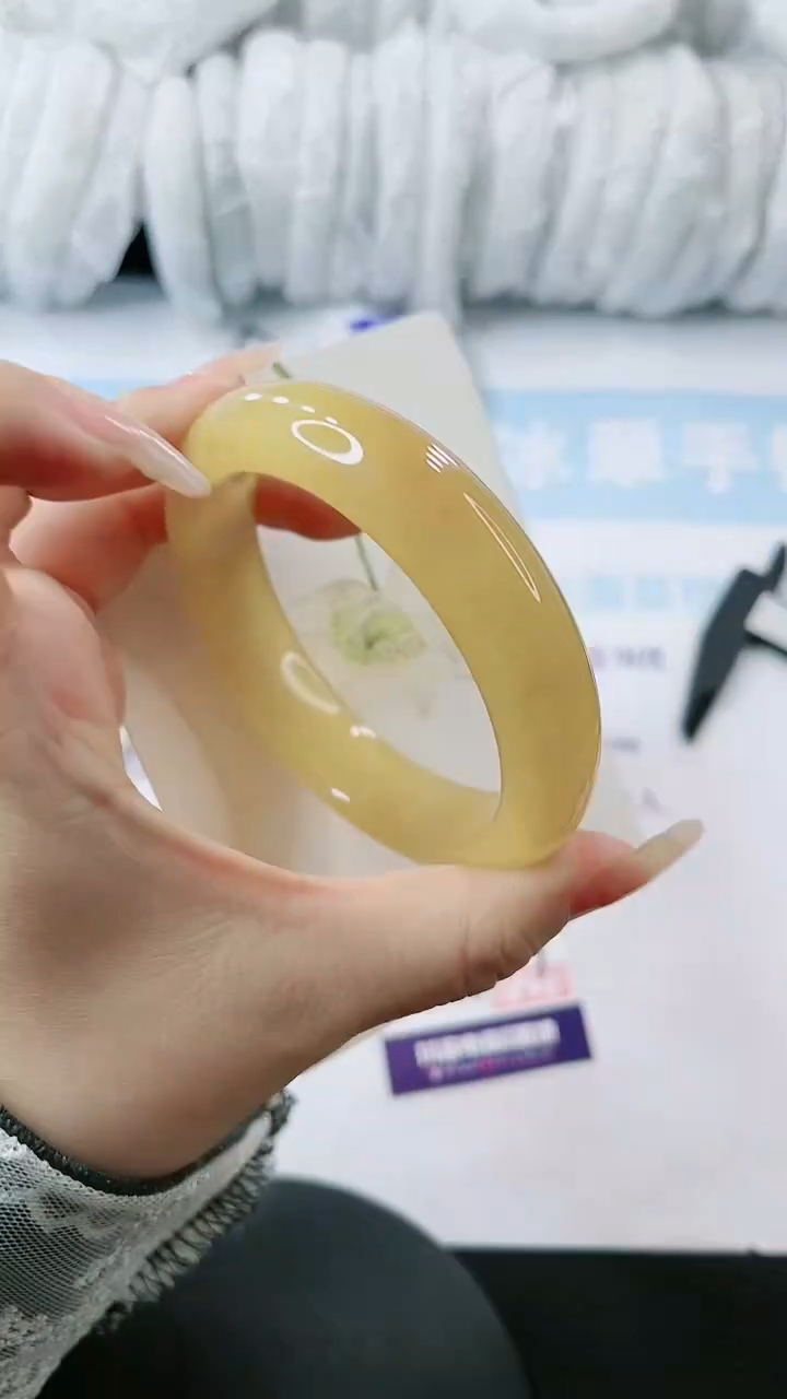 【闪购商品】石英质玉手镯未镶嵌 多样性发货V614