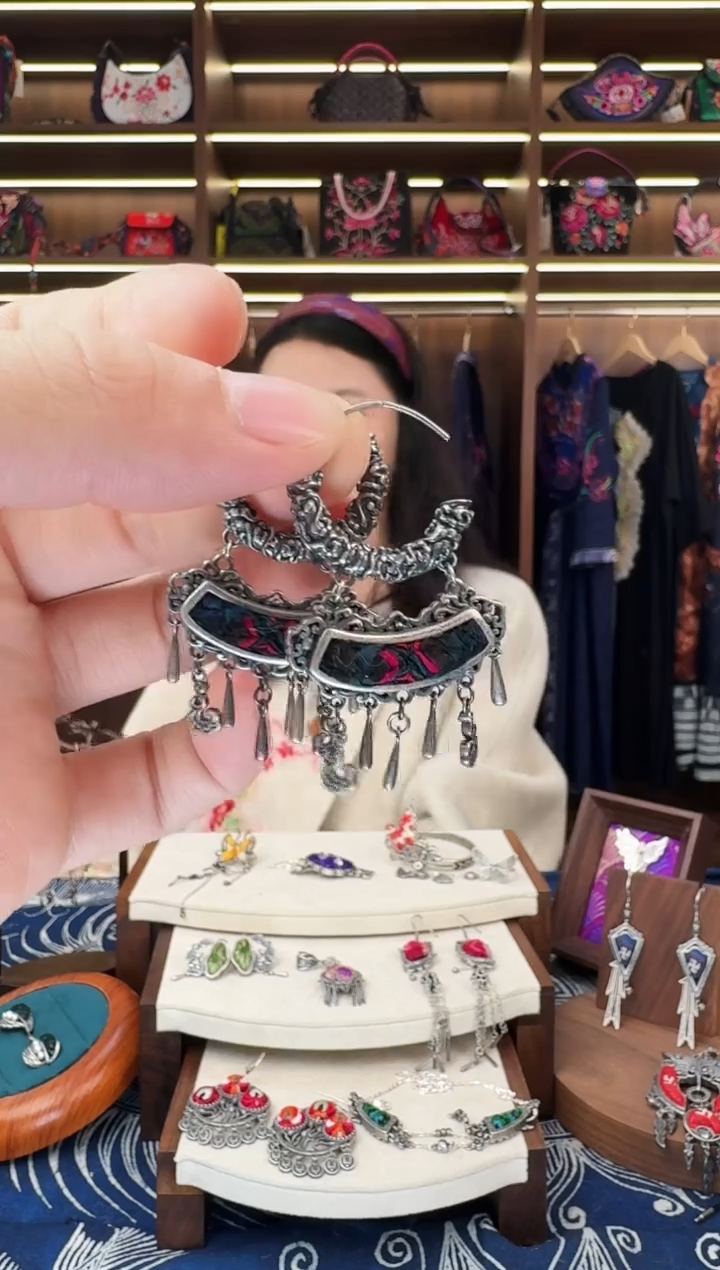 织绣509黔东南苗族刺绣