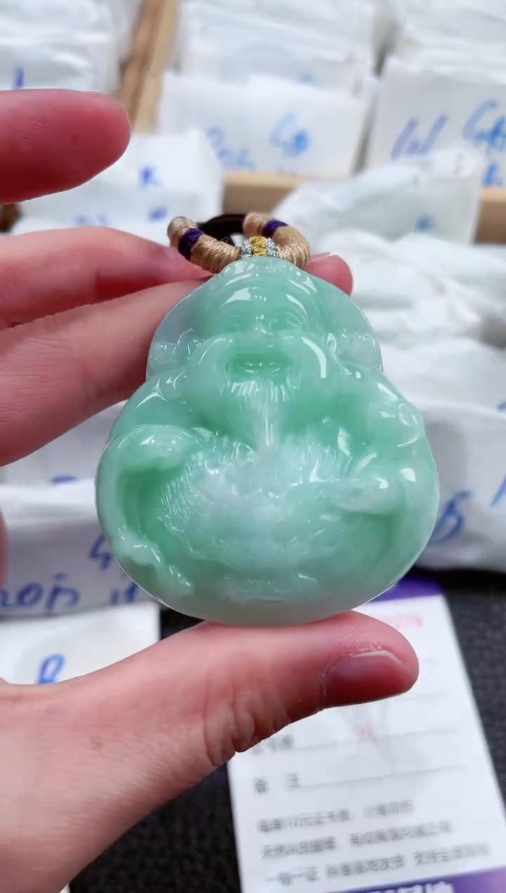 【闪购商品】翡翠颈饰未镶嵌00001079