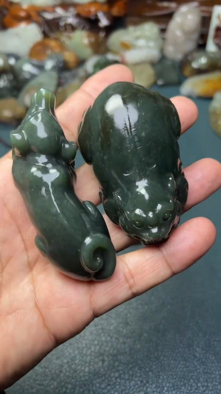 未镶嵌和田玉把件2