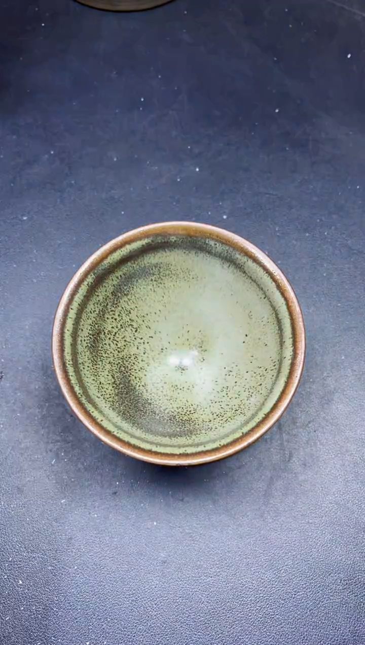 茶盏131微瑕               