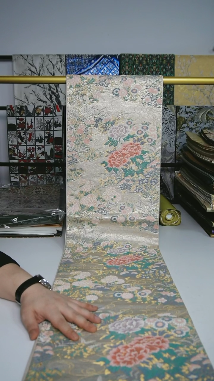 【闪购商品】织绣织锦80六通细密织花卉