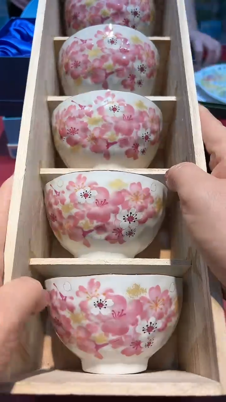 【闪购商品】瓷片锅碗瓢盆一件不剩