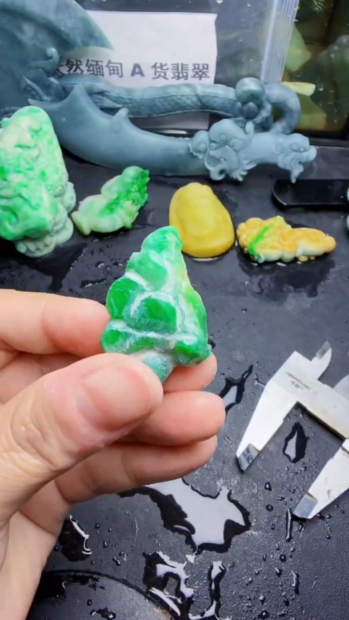 未镶嵌挂件翡翠天然翡翠015