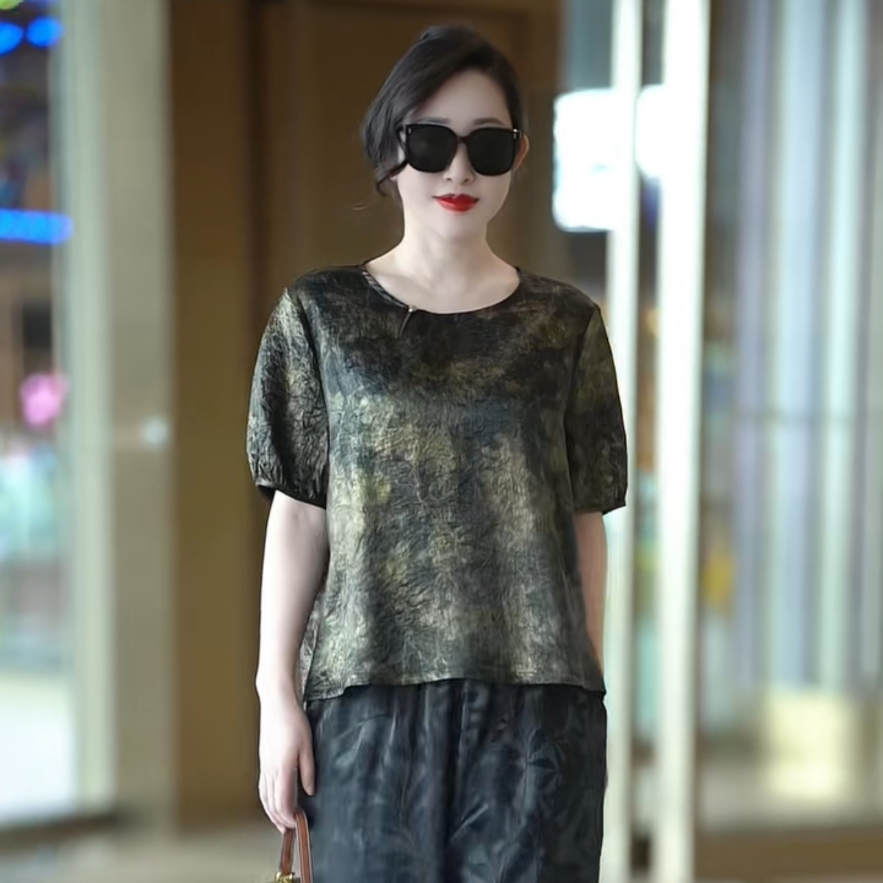 新款轻奢优雅设计显瘦上衣29805