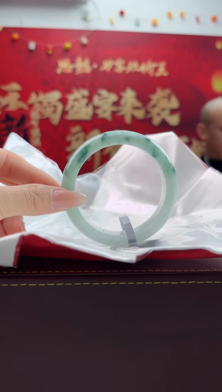 【闪购商品】翡翠手镯未镶嵌9翡翠手镯