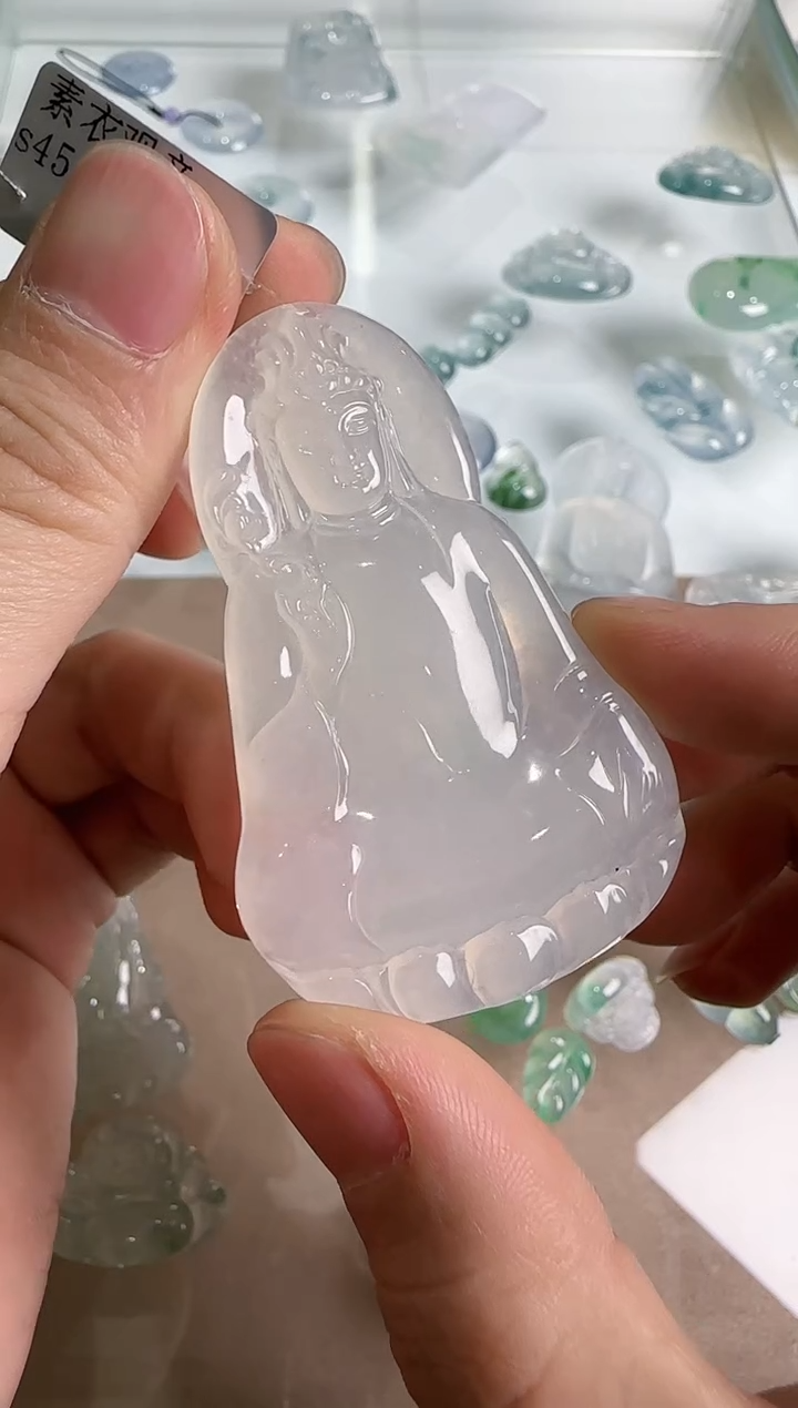 【闪购商品】翡翠吊坠(不含链)未镶嵌··