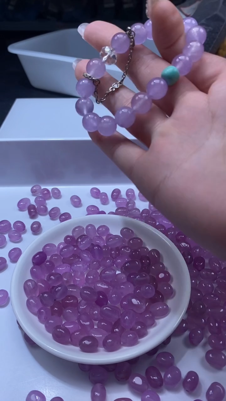 颈饰未镶嵌石英质玉W3025浓烟紫随行10MM*20颗