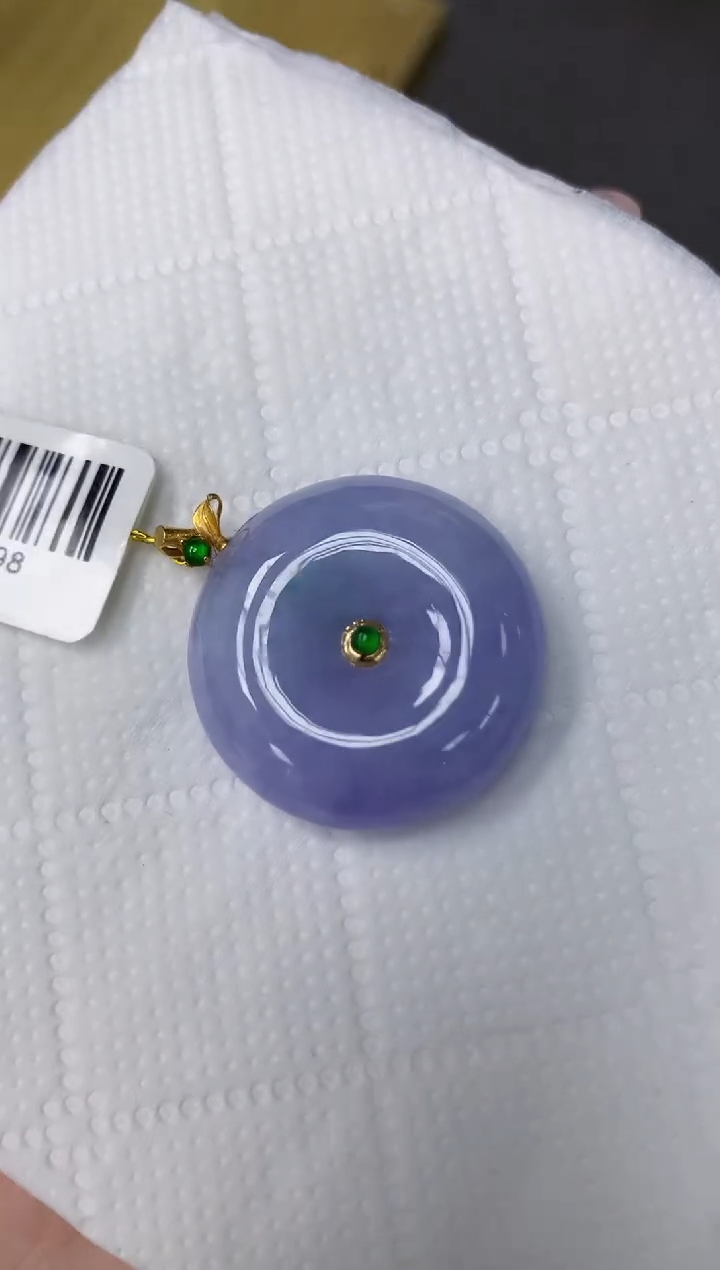 翡翠18K金镶嵌颈饰11111111111