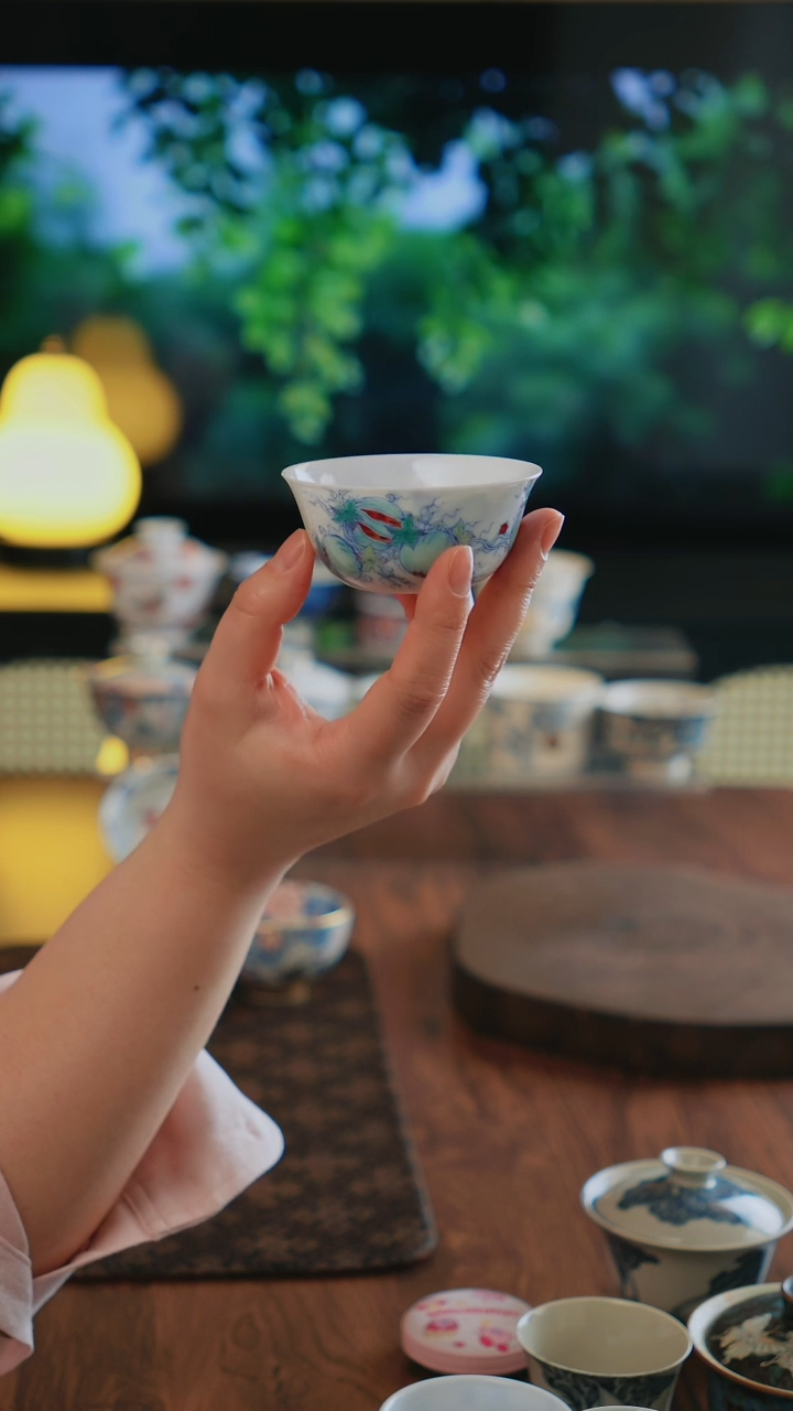 景德镇斗彩手绘茶杯茶杯