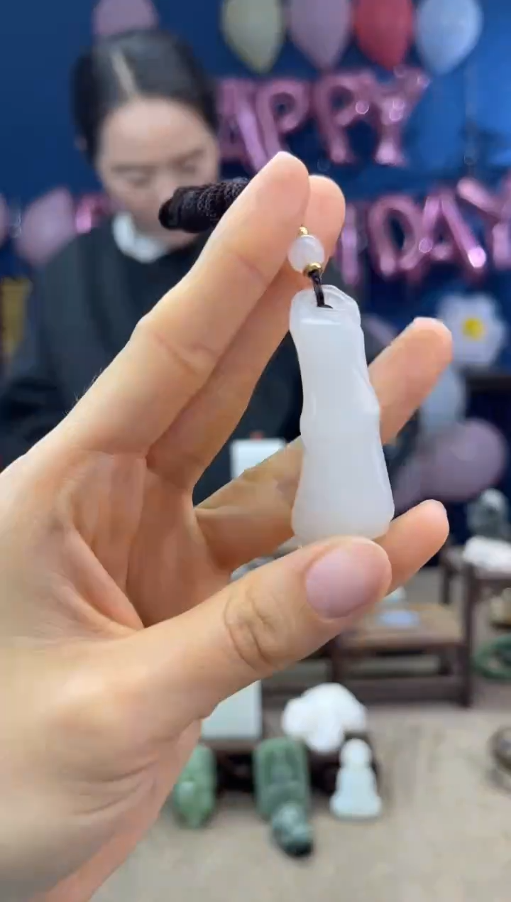 【闪购商品】和田玉颈饰未镶嵌1