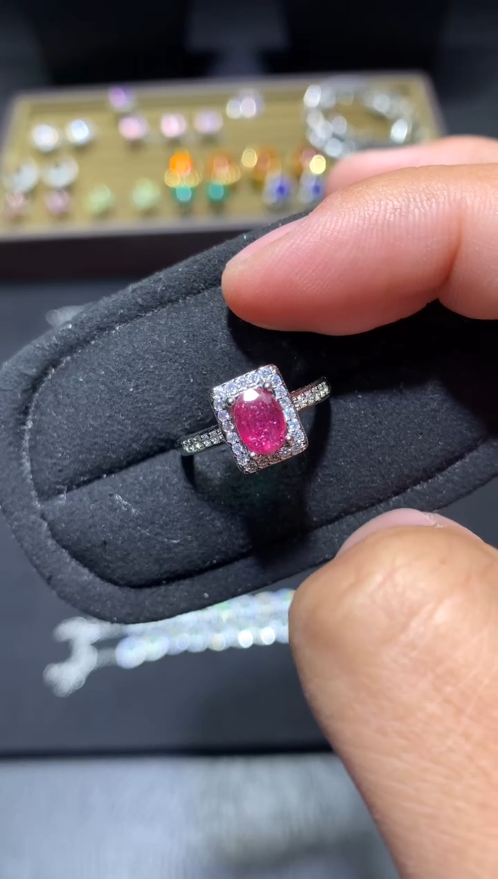 未镶嵌戒指红宝石G190