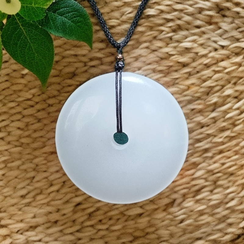  新款天然 白色平安扣 吊坠  带绳子 男女可带 ZP