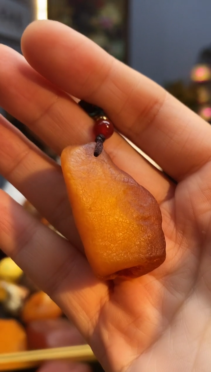 琥珀颈饰未镶嵌挂件