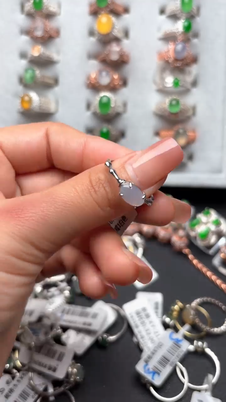 【闪购商品】翡翠戒指银S925镶嵌缅甸A货翡翠精品