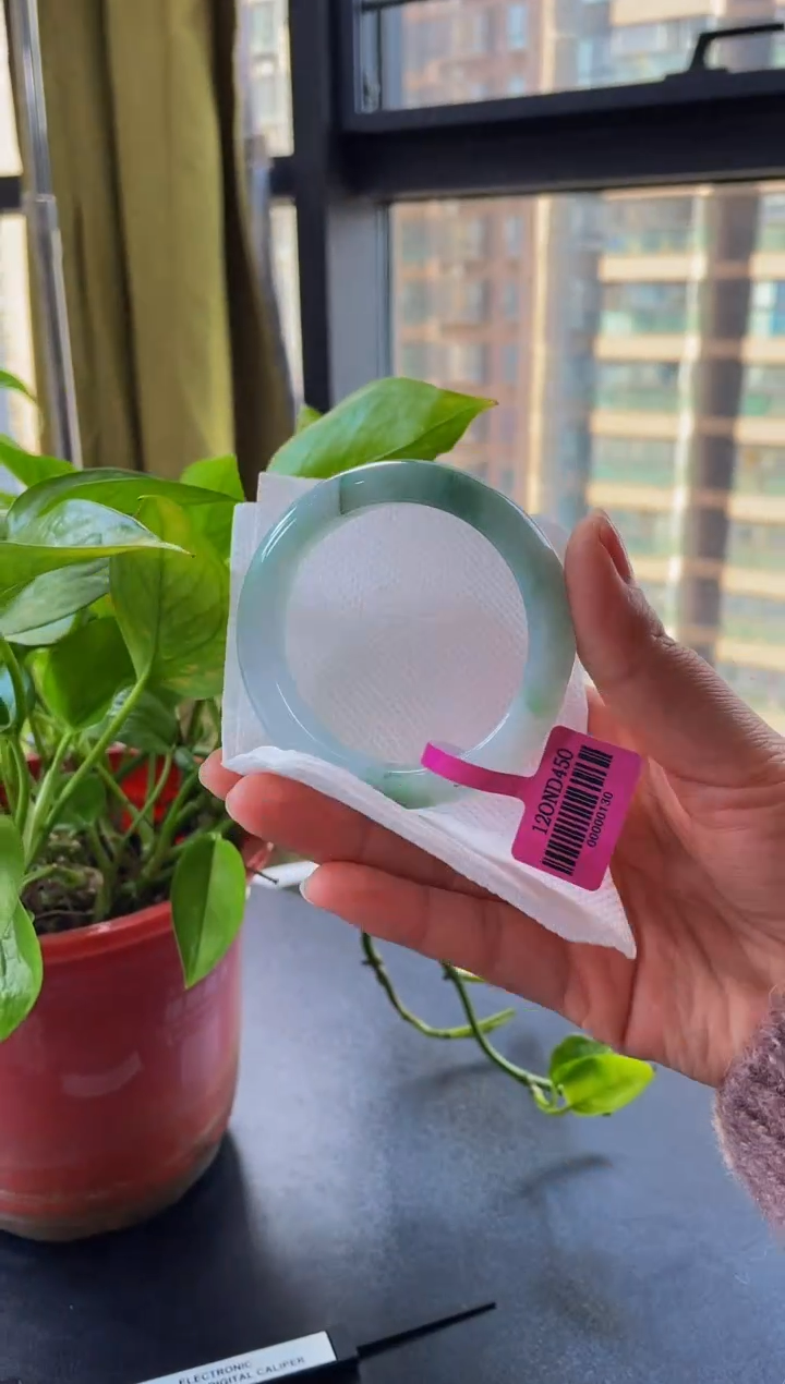 【闪购商品】翡翠手镯未镶嵌007手镯56.7