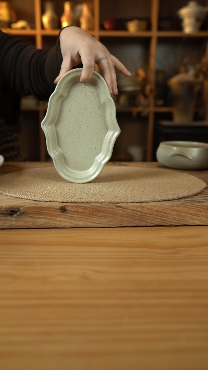 奶奶系列的如意碟子1个