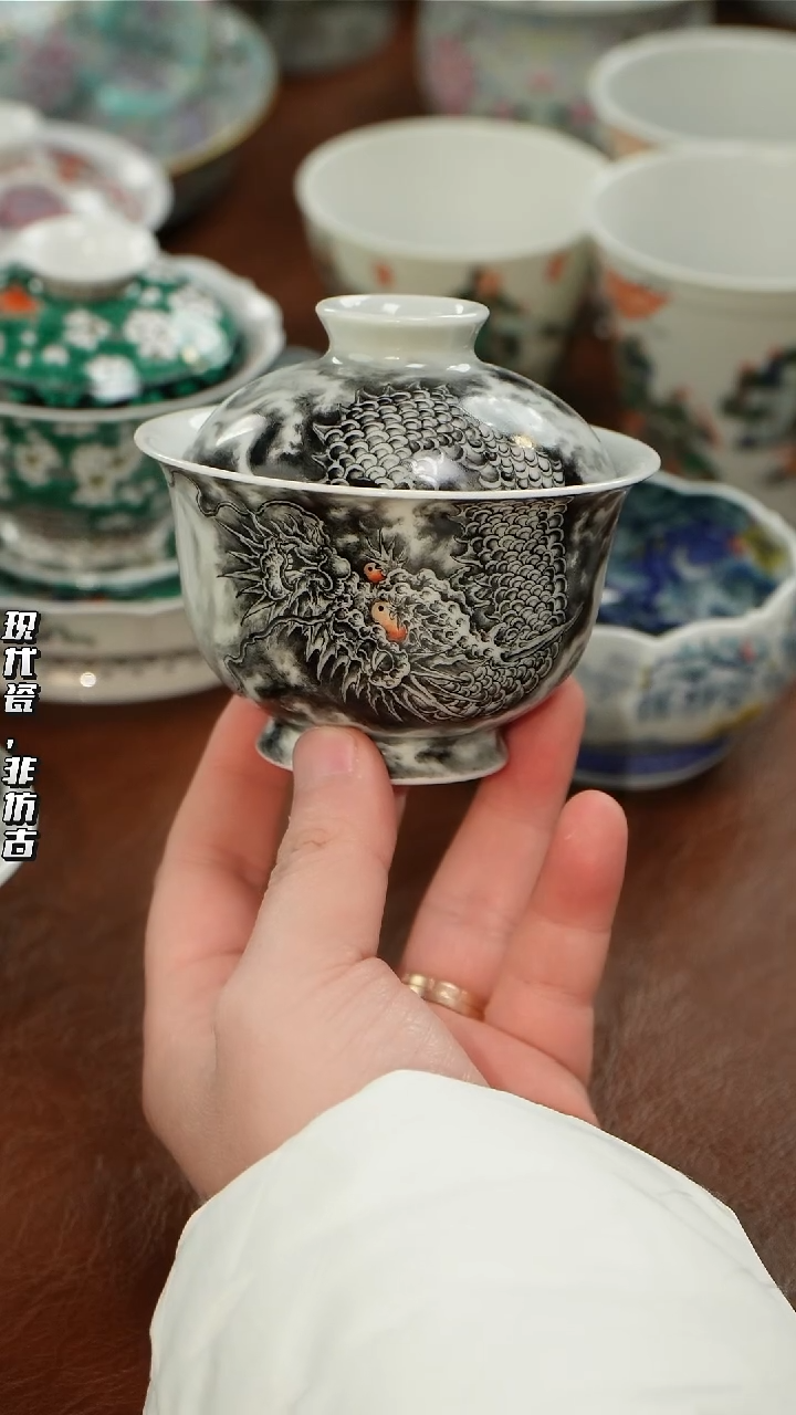 瓷片千年瓷都景德镇 艺术关注谢佳豪