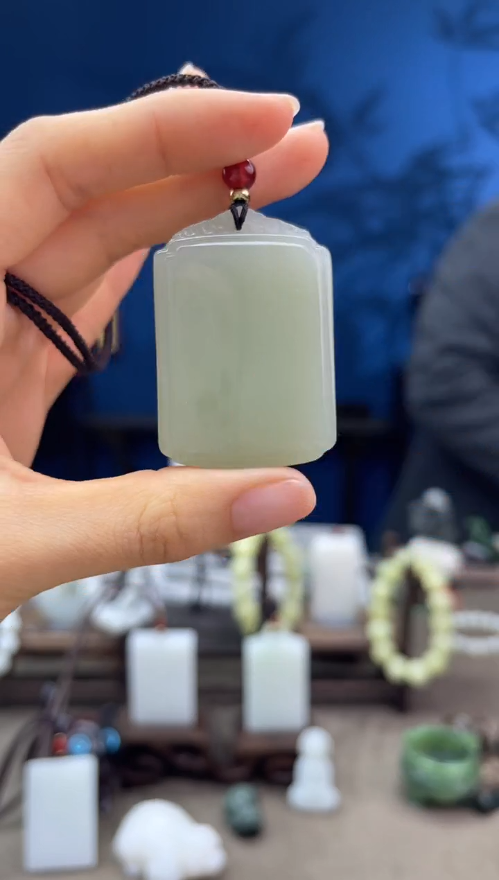 【闪购商品】和田玉颈饰未镶嵌1