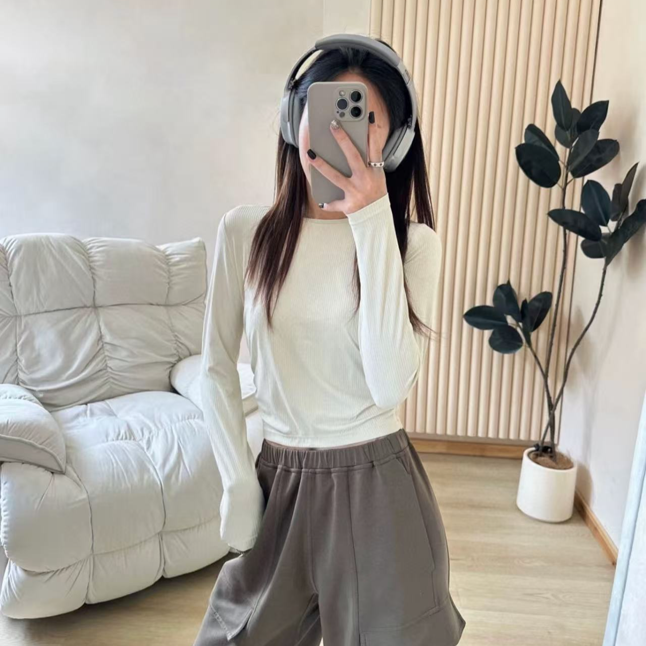 （0ne by 0ne）lu长袖修身型辣妹风all itT恤女士打底衫圆领修身