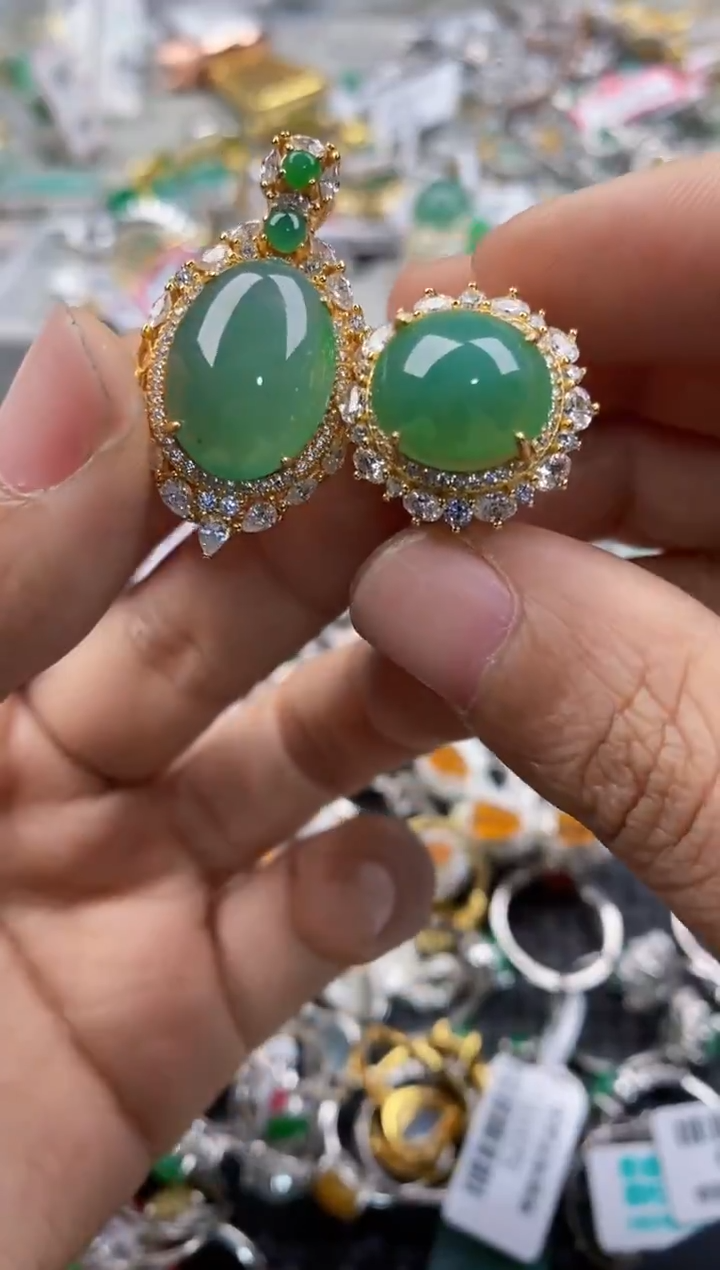 银S925镶嵌戒指翡翠999    7