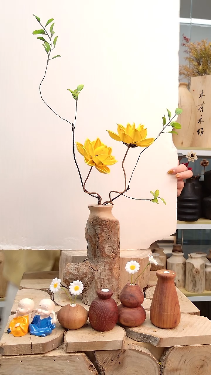 木木实木花瓶一物一拍，自然开裂