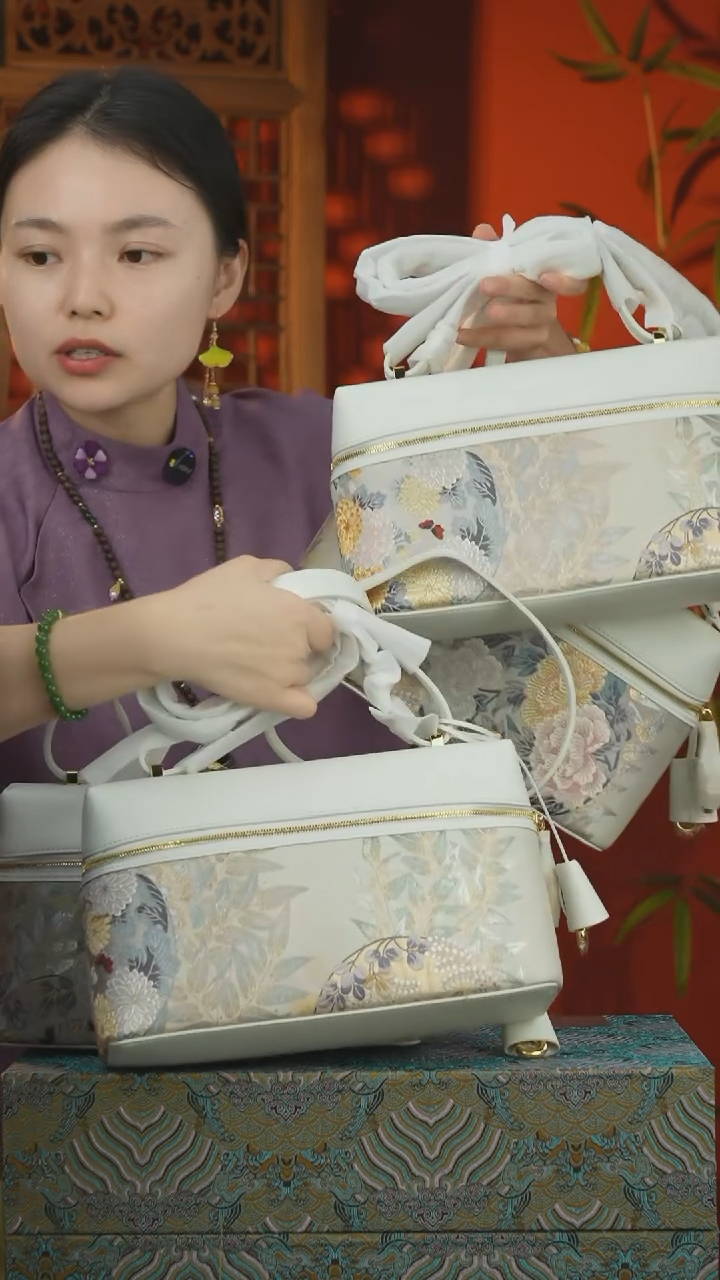 刺绣纯手工非遗国风饰品