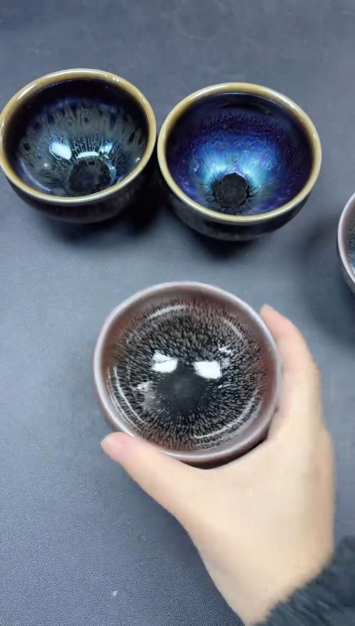 茶盏8微瑕           