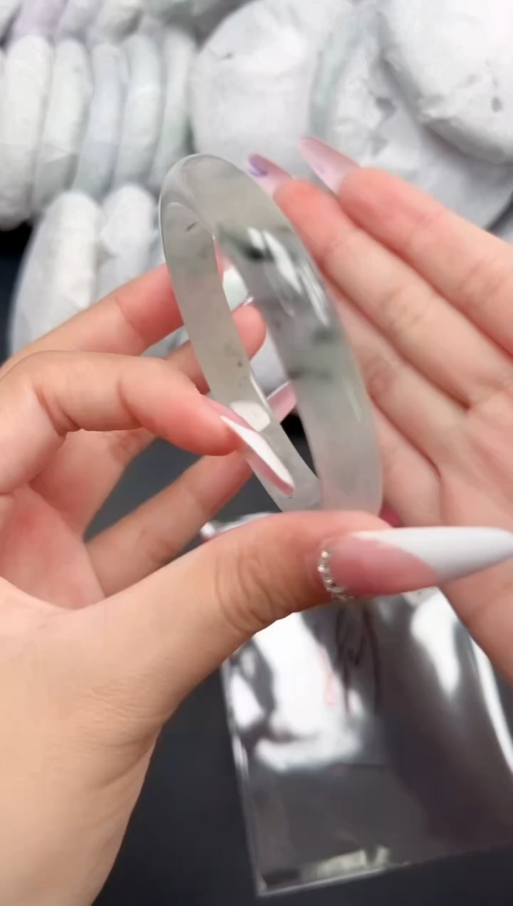 精品手镯，一物一拍O-006