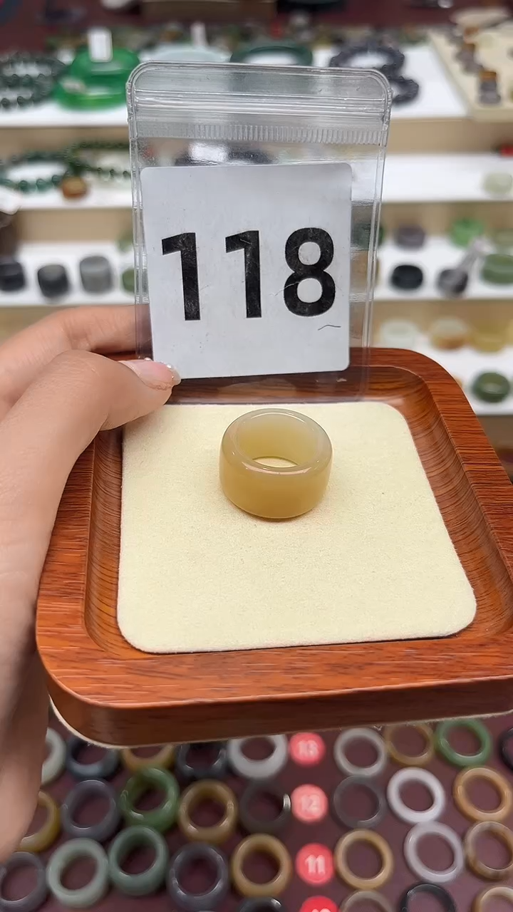 【闪购商品】和田玉戒指未镶嵌港码14号，内径17mm
