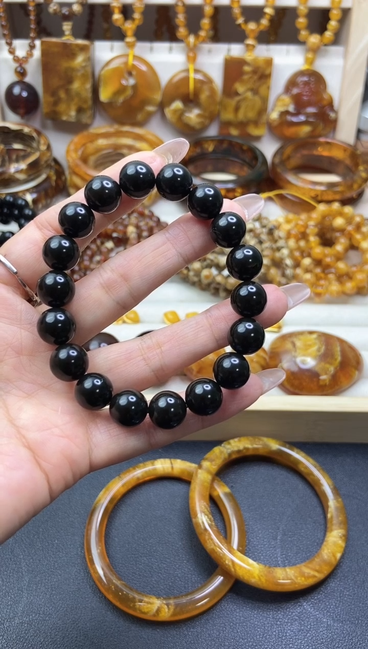 无非金属老翳王卡10+手串