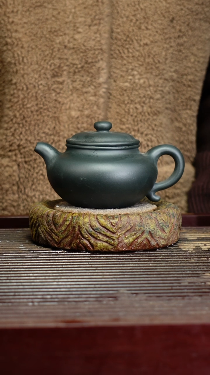 宜兴原矿紫砂壶茶壶宜兴原矿紫砂壶茶壶300C