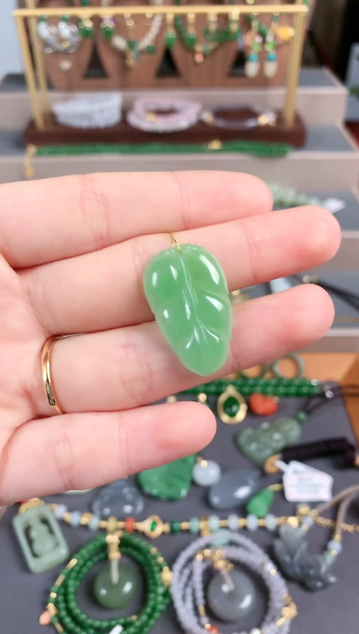 吊坠(不含链)未镶嵌和田玉1