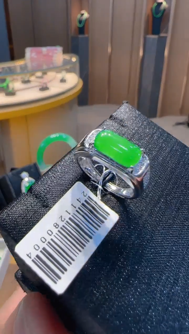 【闪购商品】翡翠戒指合金多样性发一件