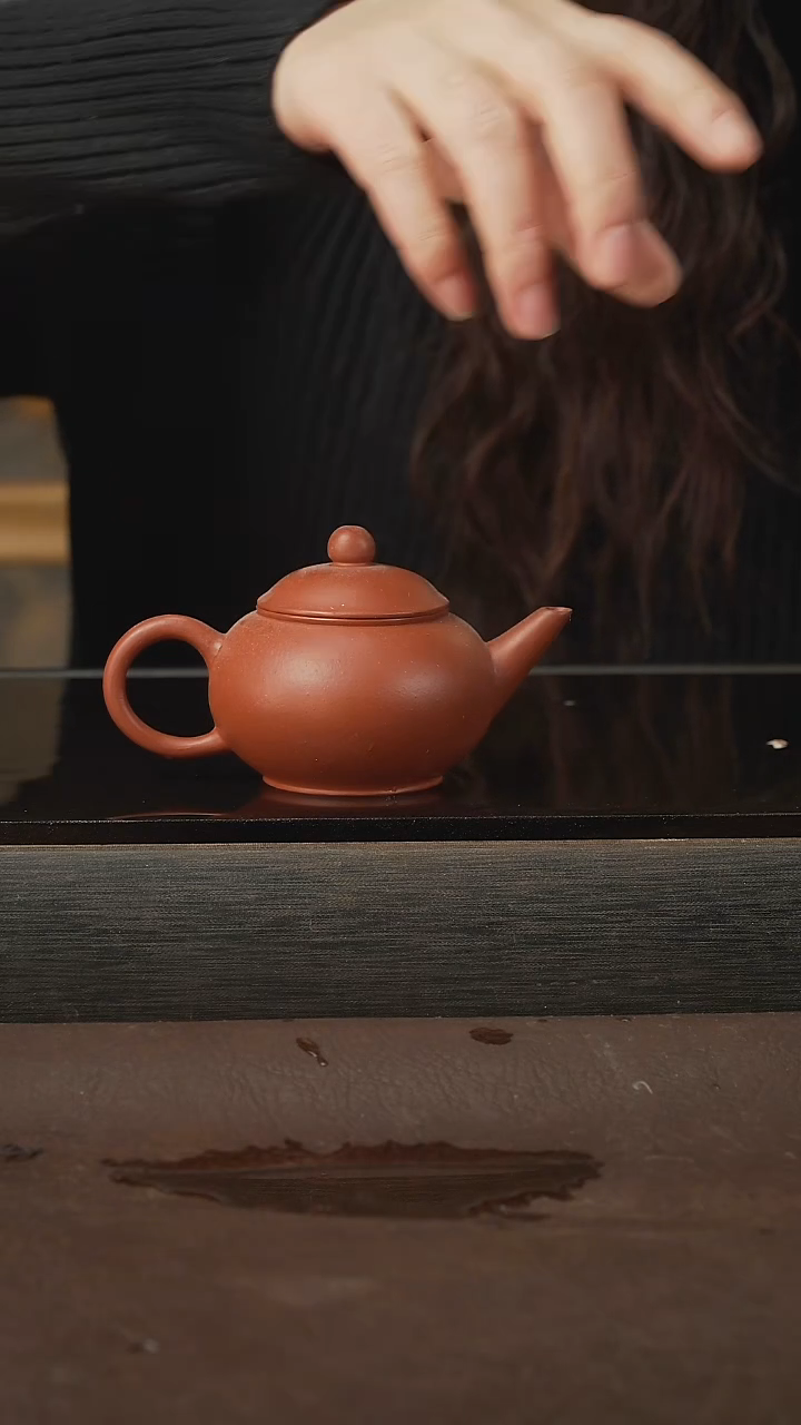茶壶紫砂@***?999微瑕，水平，100cc