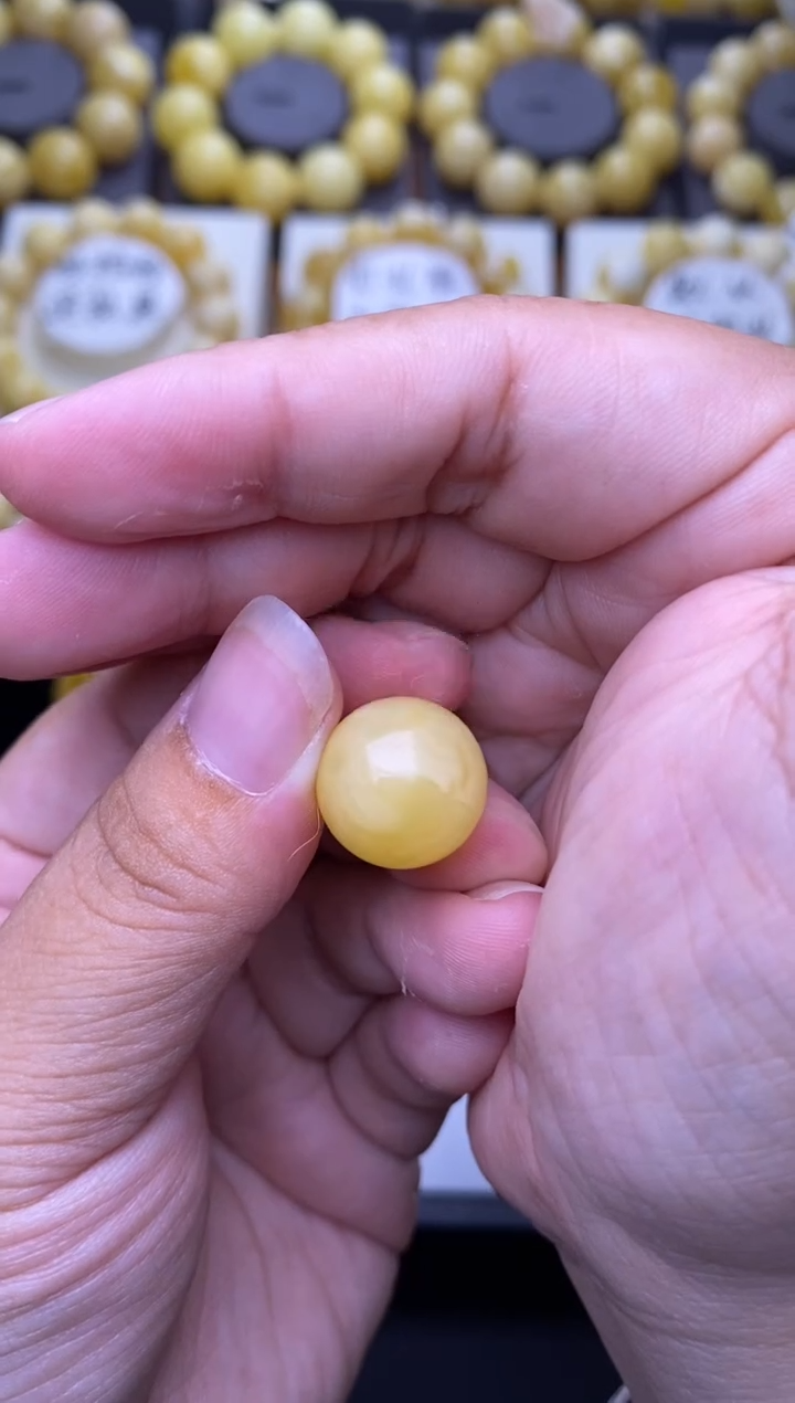 裸石琥珀未镶嵌大小姐珠宝严选95