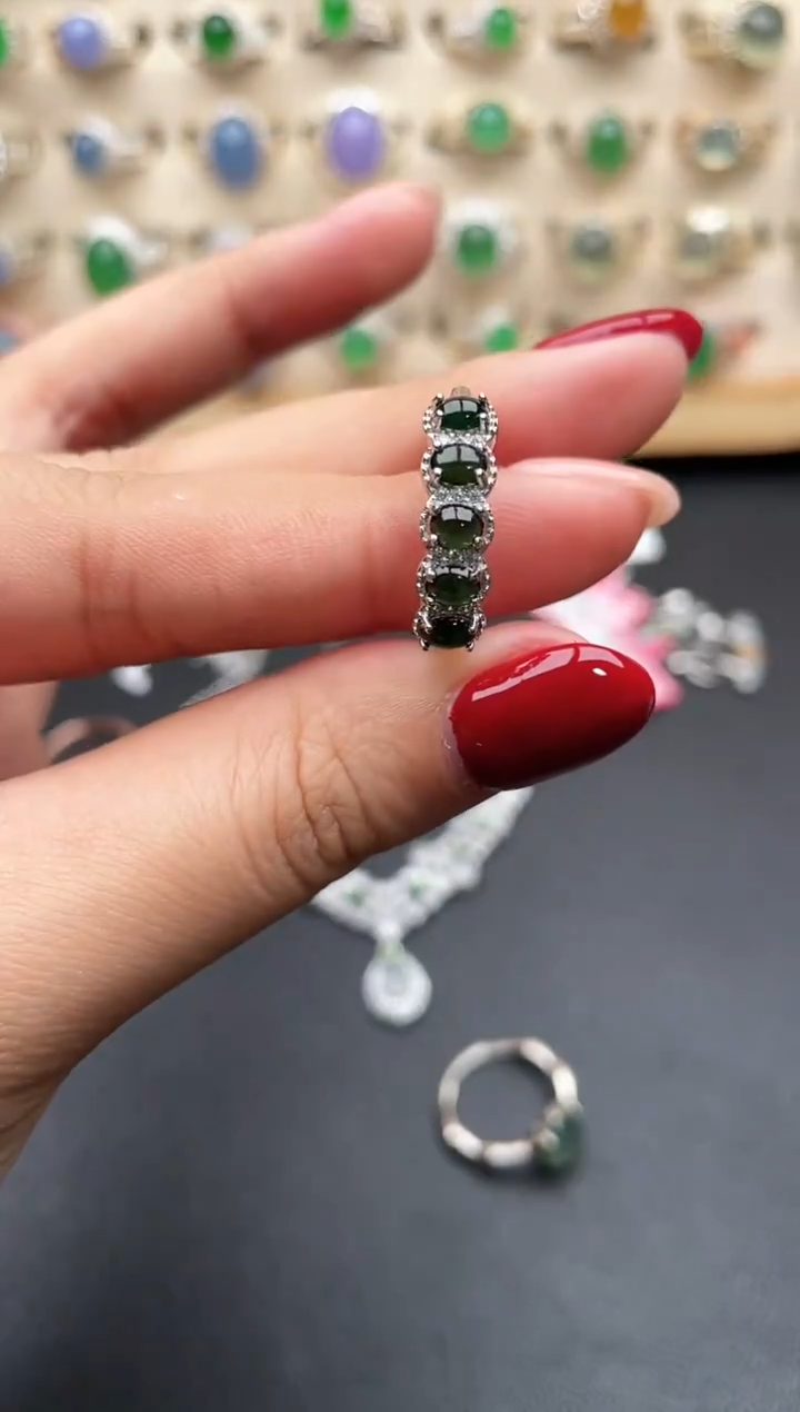 银S925镶嵌戒指翡翠一物一证一礼盒