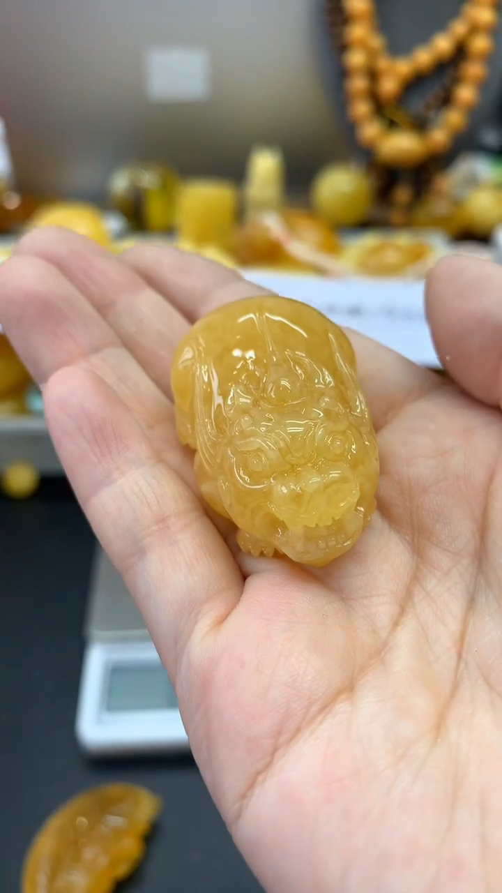 【闪购商品】未镶嵌琥珀珠宝奇石2918