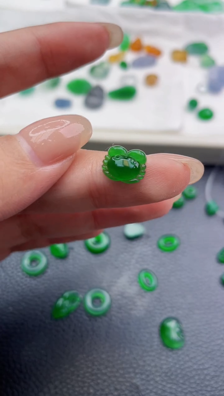 未镶嵌定制翡翠N***?7508