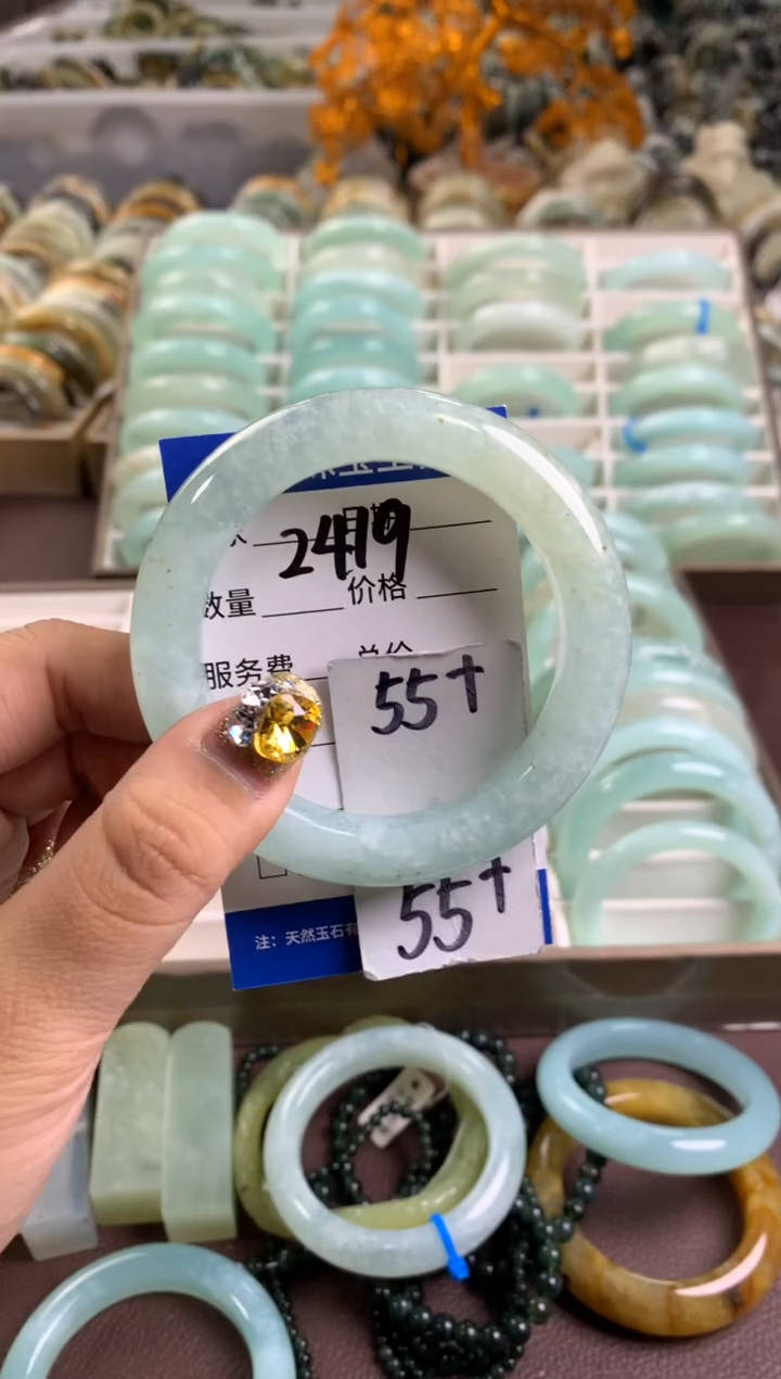 【闪购商品】蛇纹石玉手镯未镶嵌2419