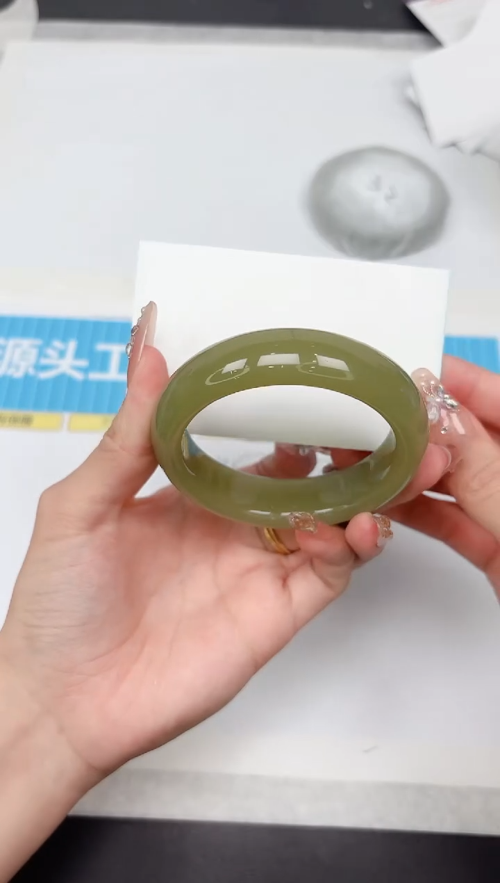 石英质玉手镯未镶嵌388-55.0