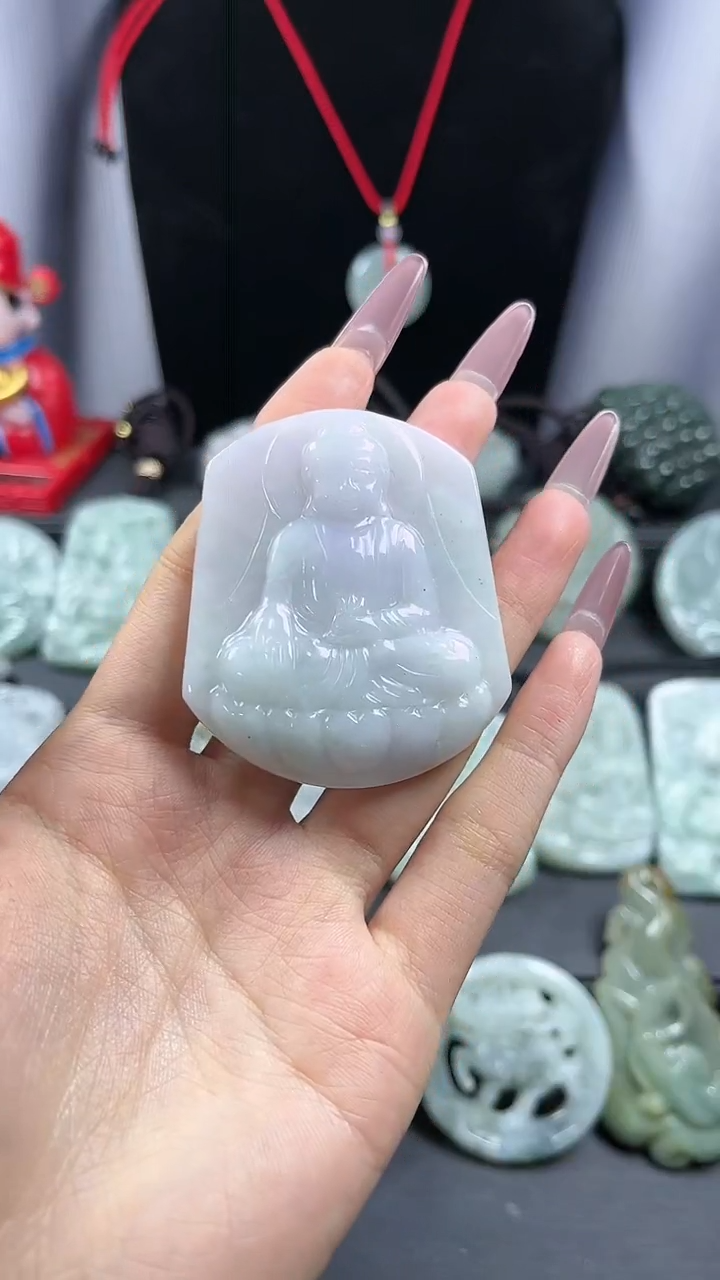 【闪购商品】翡翠颈饰未镶嵌阿弥陀佛 微瑕内纹
