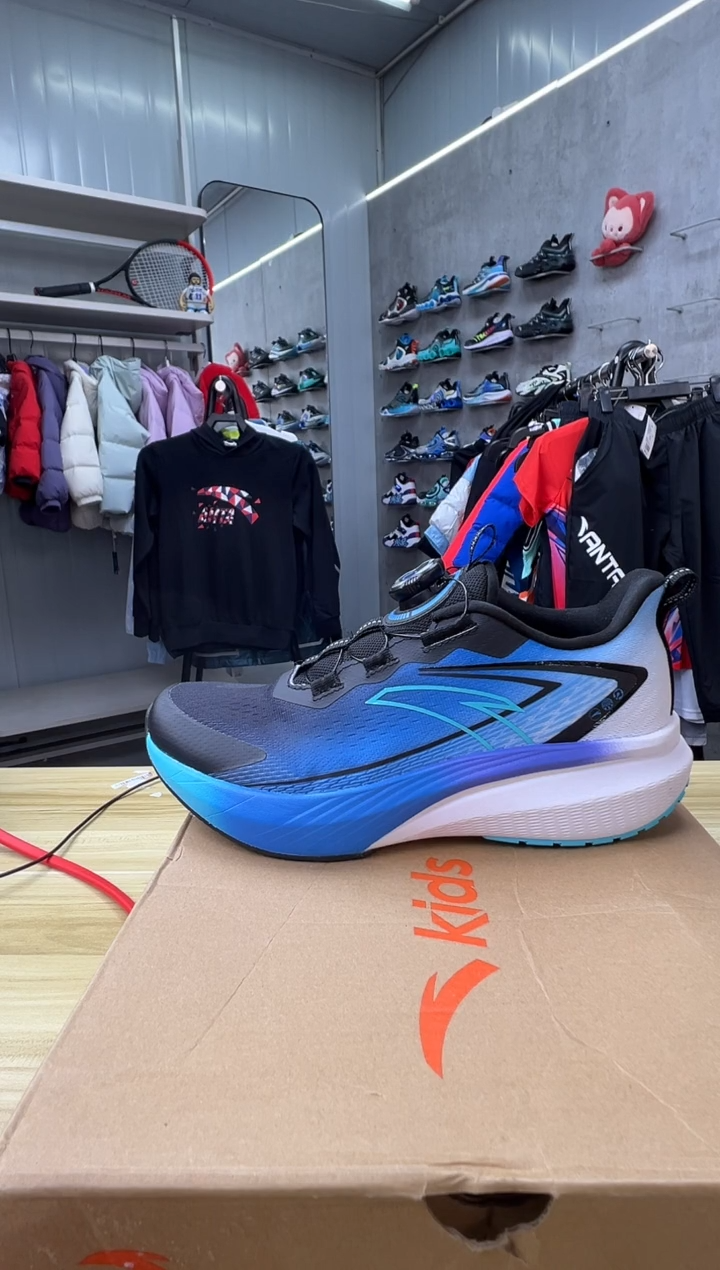 【闪购商品】安踏儿童鞋子尺码：38